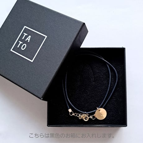 イニシャルプレートレザーコードネックレス