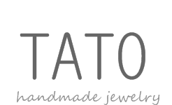 ナンバー（数字）とイニシャルのハンドメイドアクセサリー【TATOジュエリー】