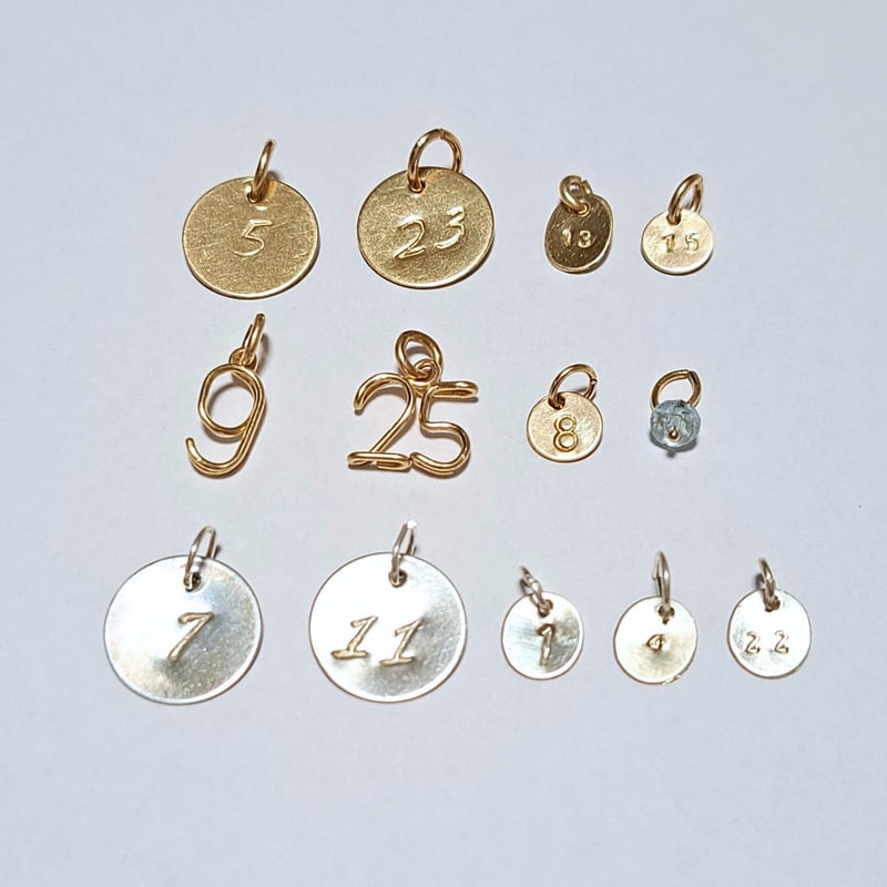 【遺品・財産整理】ネックレス(チャーム)×２点、指輪×２点　シルバー925 遺品・財産整理】ネックレス(チャーム)×2点、指輪×2点 シルバー925