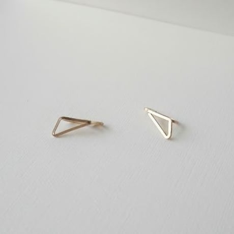 トライアングルイヤリング(ノンホールピアス)