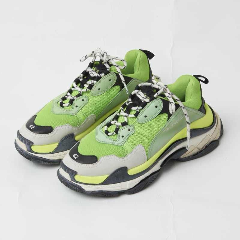 BALENCIAGA triple S ライトグリーン 42 | MLS BALENCIAGA triple S ライトグリーン 42 | MLS