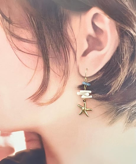 ヒトデ×白サンゴピアス　SHELOOMオリジナル