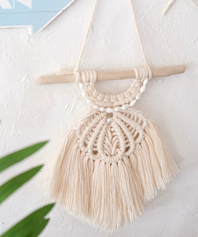 No.101 カウリーシェルのマクラメタペストリー No.101 カウリーシェルのマクラメタペストリーの通販 by macrame