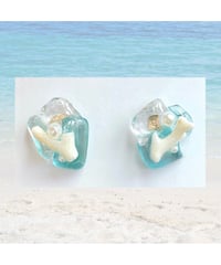 シーグラスMIX＆白サンゴピアス　SHELOOMオリジナル