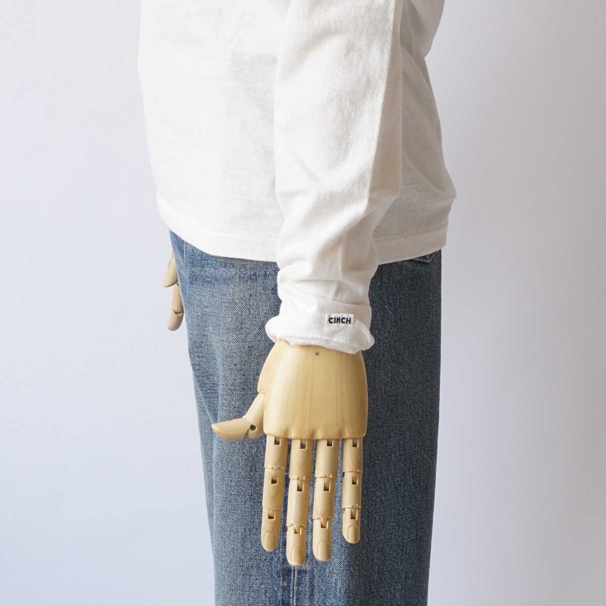 COMPACT LONG TEE | here.