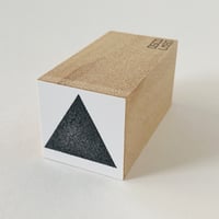 三角　無地 [triangle: plain]