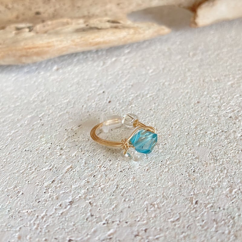 H>FRACTAL-トライアルグルイヤーカフ　ブルー×シルバー RECOMMENDED H>FRACTAL ORIGINAL - TRIANGLE EAR CUFF(GOLD) 定番人気