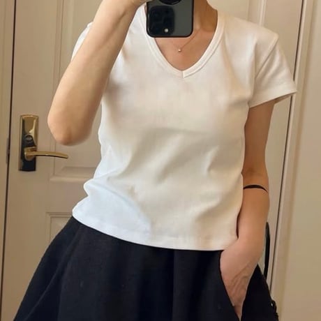 ラウンドＶネックTシャツ