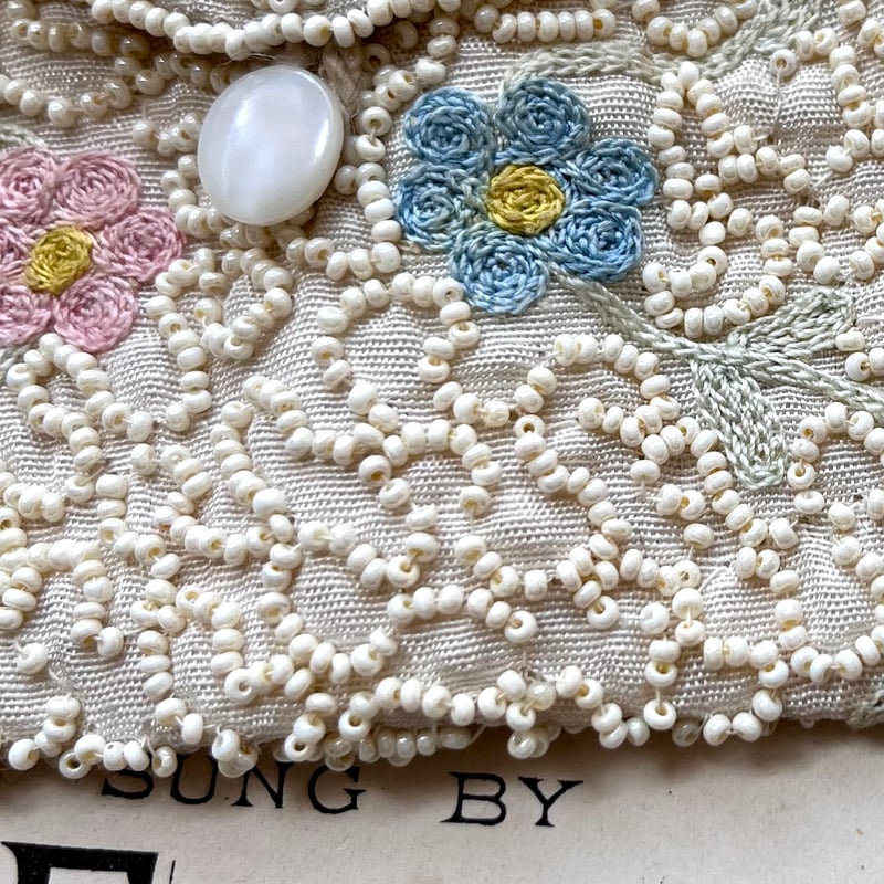 アンティーク　マイクロガラスビーズと刺繍　バッグ アンティーク マイクロガラスビーズと刺繍バッグ 【公式通販】