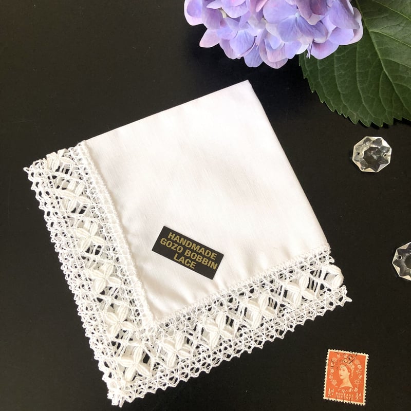 ○l-47/マルティーズレースのハンカチB | PISKEY -イギリスのふるい