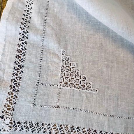 ●ｌ-96/ドロンワーク刺繍のエプロン