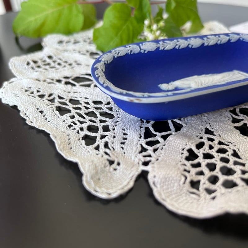 ○po-104/1868-1870年製ウェッジウッド ジャスパーウェアのピン