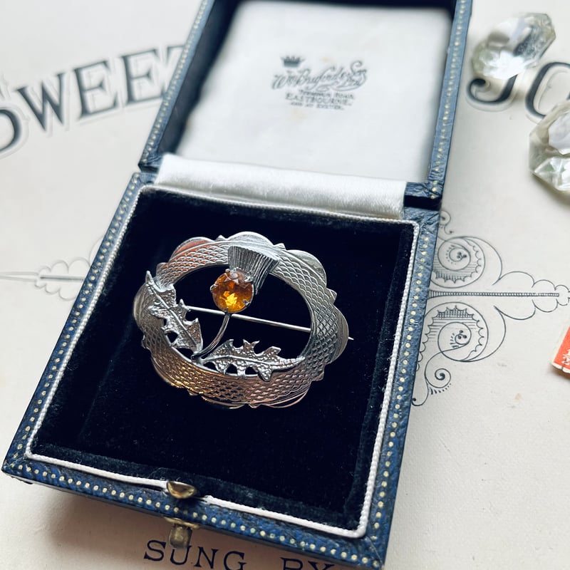 ○ab-446/ MIZPAH製 シスル(あざみ）のブローチ | PISKEY -イギリスのふ