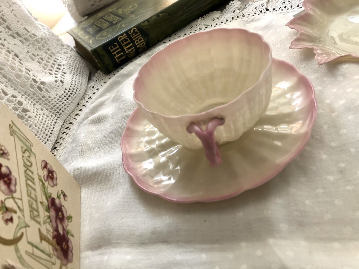 ○po-24/Belleek ベリーク カップ＆ソーサー「トリダクナ