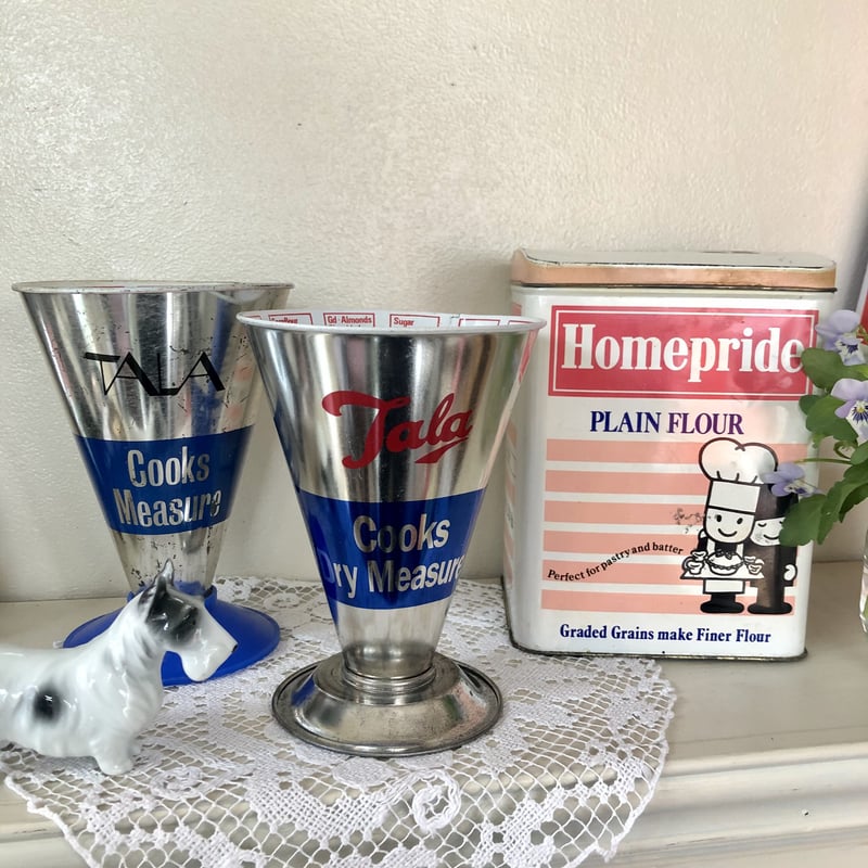 ○o-22/Homepride社フレッドくんの小麦粉缶 | PISKEY -イギリス ○o-22/Homepride社フレッドくんの小麦粉缶 | PISKEY -イギリス