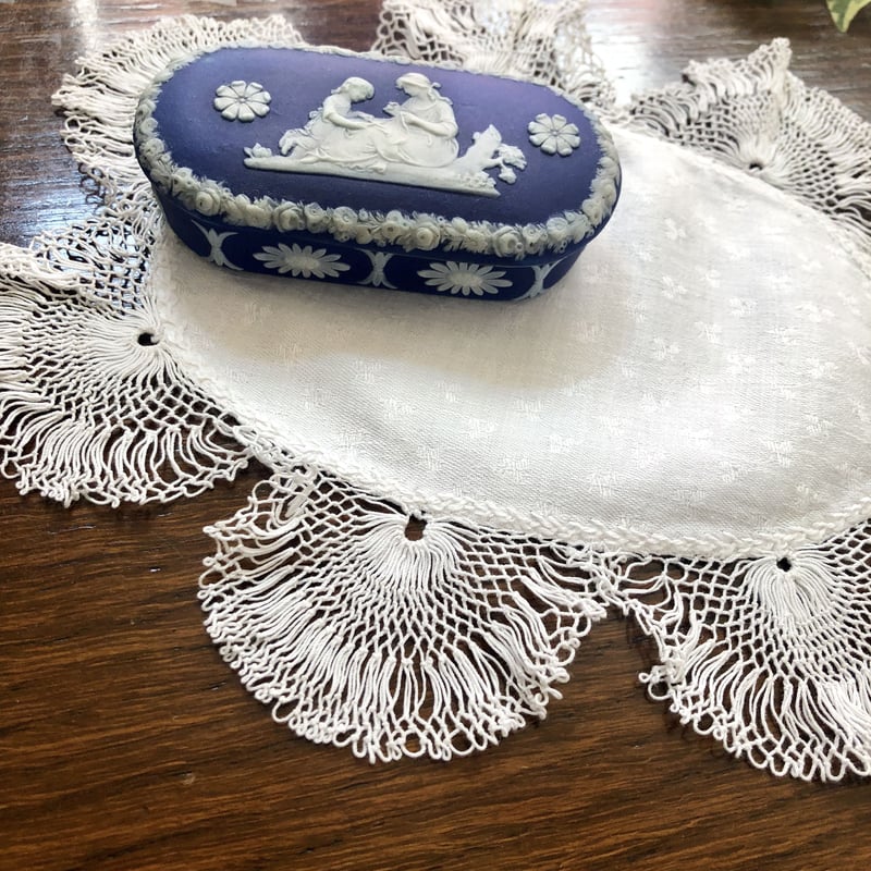 ○l-25/ヘアピンレースとダマスク織のリネンマットA | PISKEY