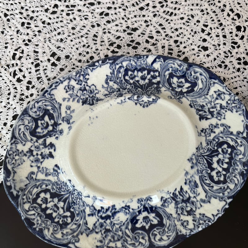 ○po-96/ヴィクトリアン フローブルー オーバル型ティーポットスタンド