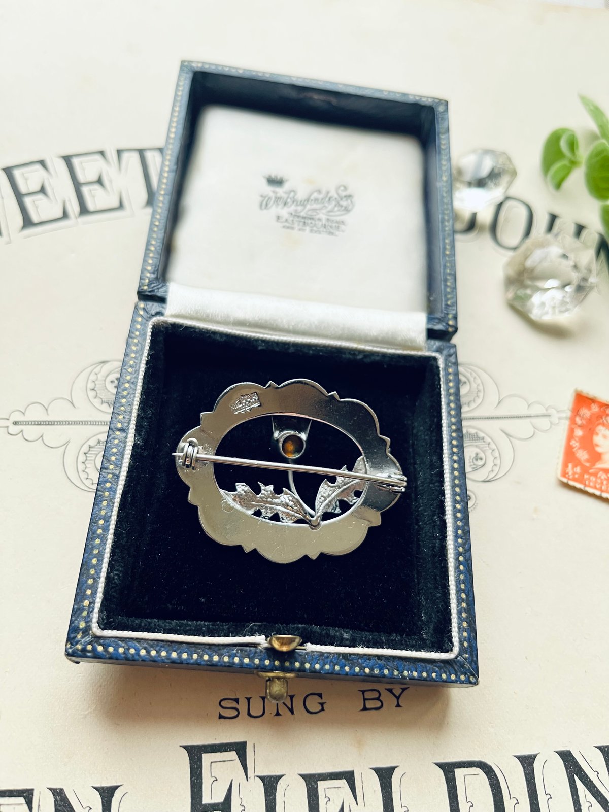 ○ab-446/ MIZPAH製 シスル(あざみ）のブローチ | PISKEY -イギリスのふ