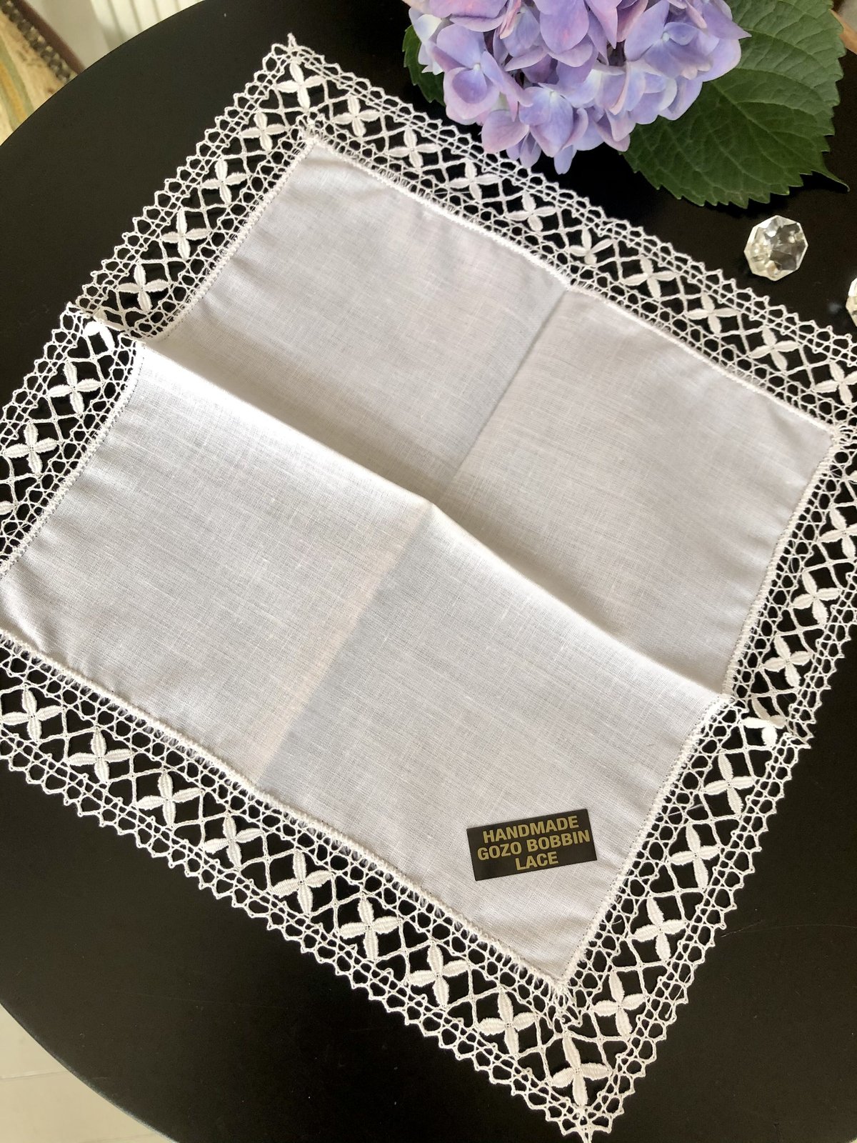 ○l-47/マルティーズレースのハンカチB | PISKEY -イギリスのふるい