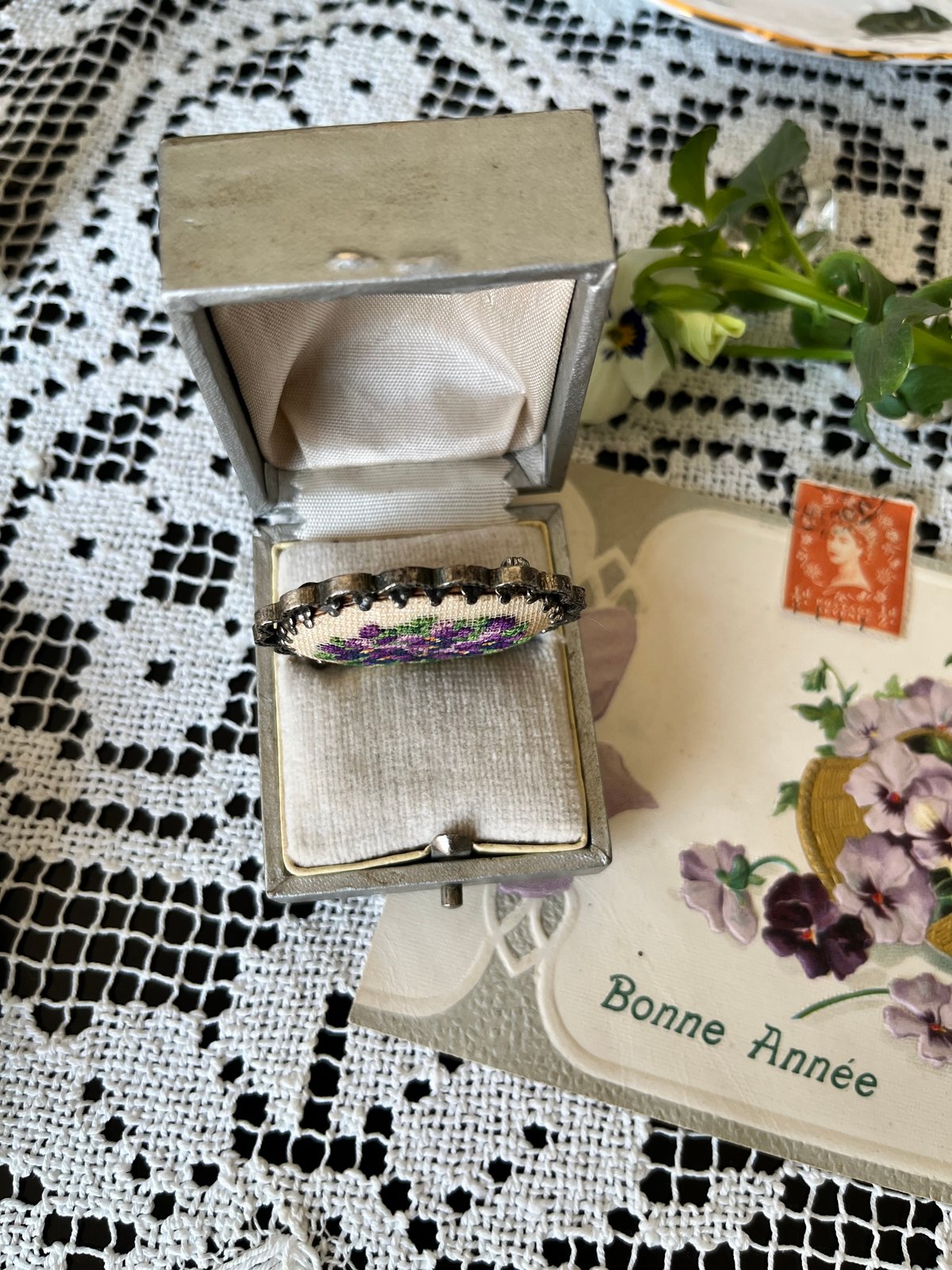 プチポワン・プチポアン☆刺繍ブローチ 薔薇 すずらん スミレ Yahoo