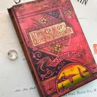 ●vp-54/1887-1890年 ヴィクトリア女王の伝記「THE LIEE OF QUEEN VICTORIA」