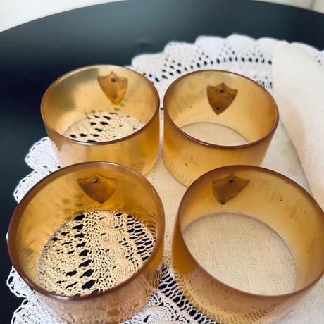 ●o-159/ 4個セット♪ホーン＋シルバー製 ナプキンリング