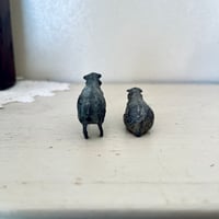 ●o-202/【2体セット】ちいさな鉛製のひつじ