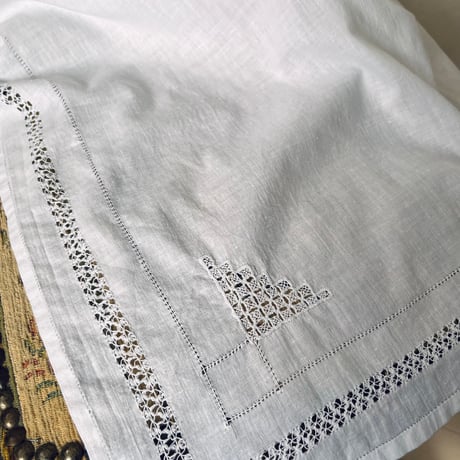 ●ｌ-96/ドロンワーク刺繍のエプロン