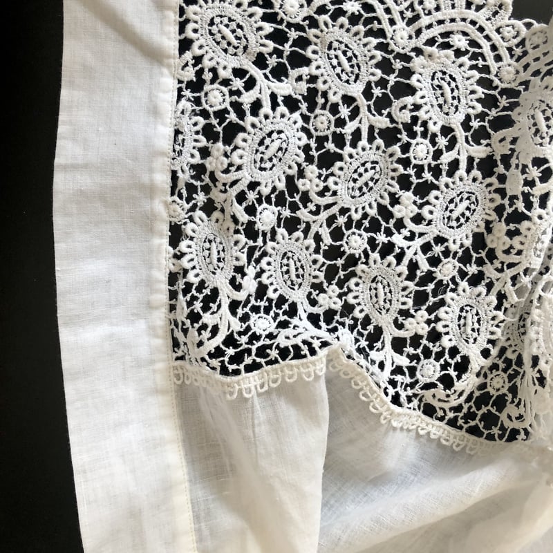 値下げ終了！希少　フランス　アンティークレースエプロン ○l-42/ボビンレース 胸当て付きエプロン | PISKEY -イギリスのふるい