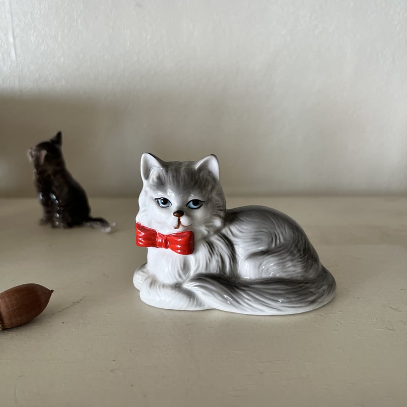 ○o-49/赤いリボンの猫 | PISKEY -イギリスのふるいものかわいいもの-
