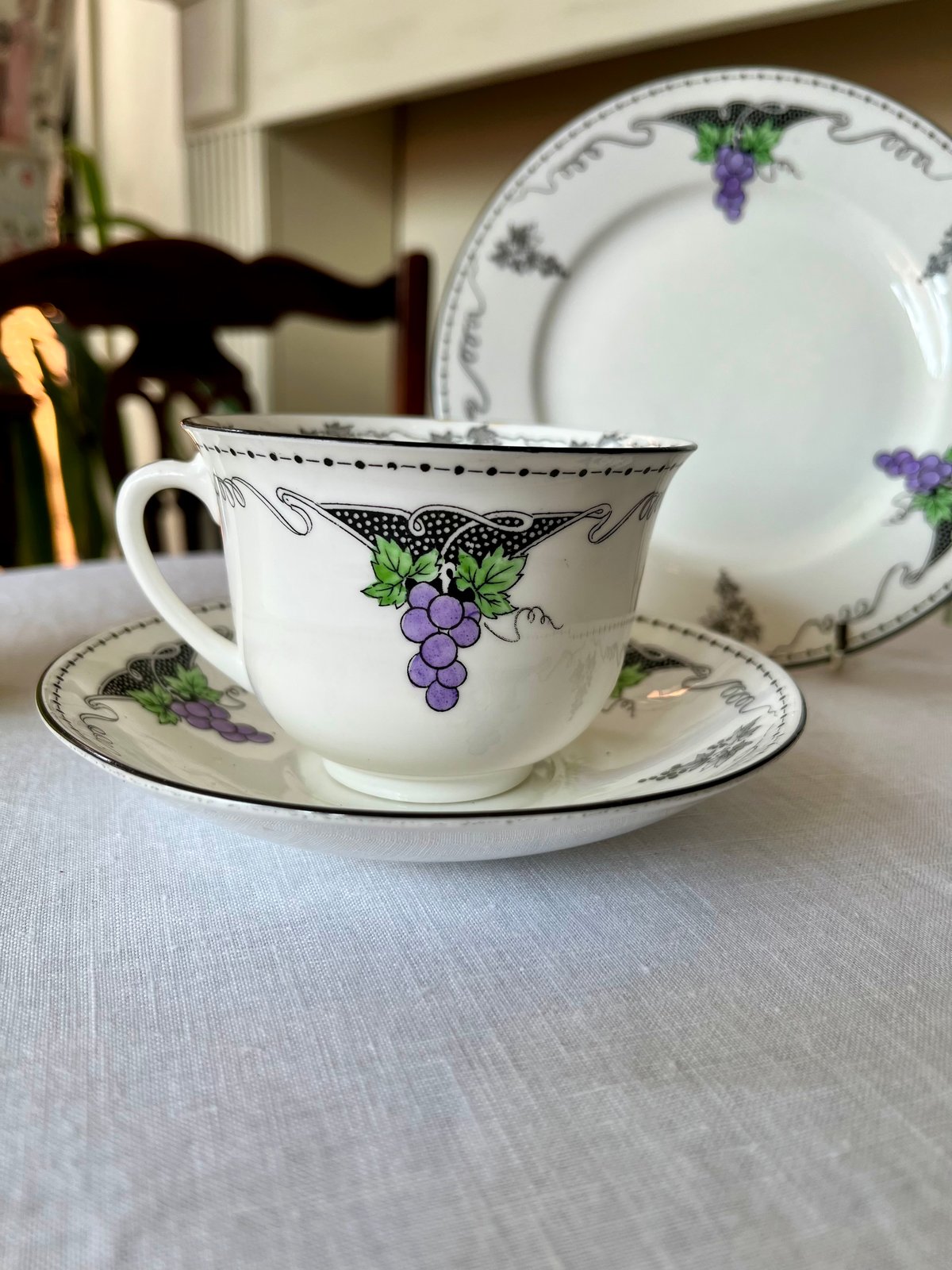 ○sh-41/Shelley アール・デコのトリオ カップ＆ソーサー＋プレート