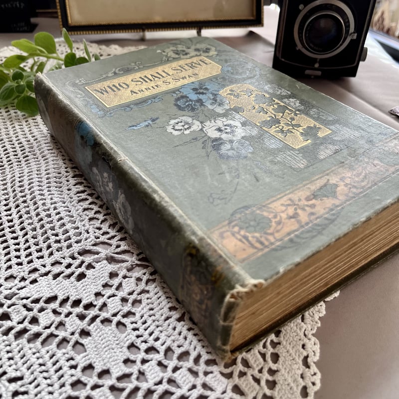 ○vp-15/ ヴィクトリアン パンジーの装丁本「WHO SHALL SERVE」 | PIS