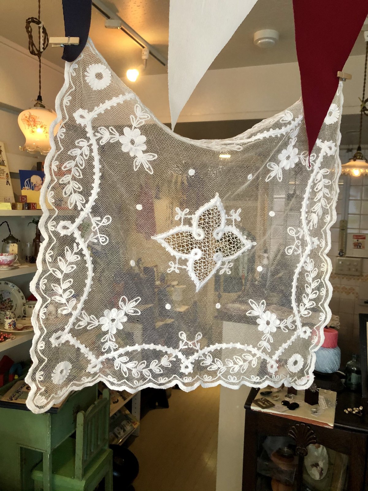 アンティーク イギリス ニードルワーク刺繍ボード プリマドンナ