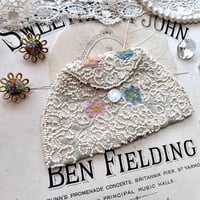 ●s-99/マイクロビーズと刺繍のミニバッグ