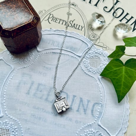 ヴィンテージシルバーチャーム | STORES