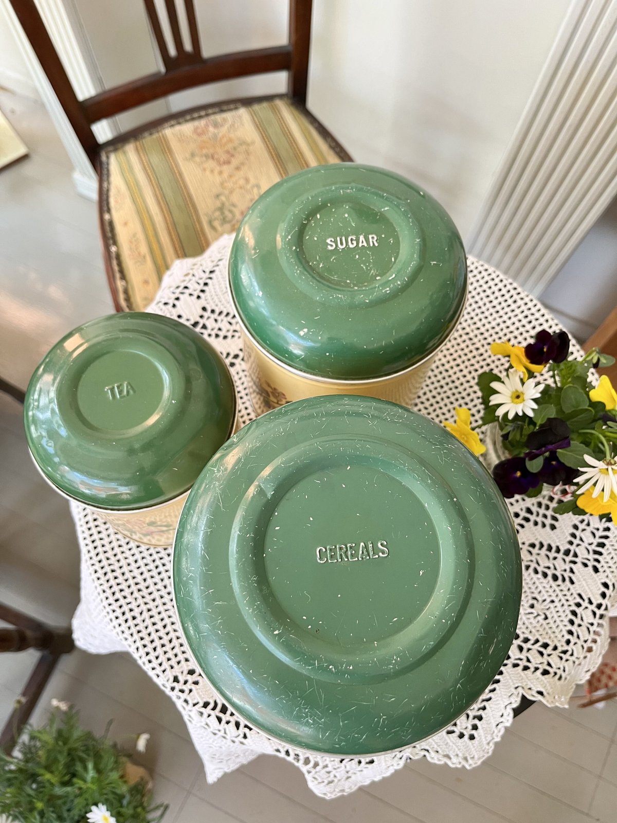 イギリスアンティーク☘️Tala社 キャニスター クリーム&グリーン 3点セット イギリスアンティーク☘️Tala社 キャニスター クリーム