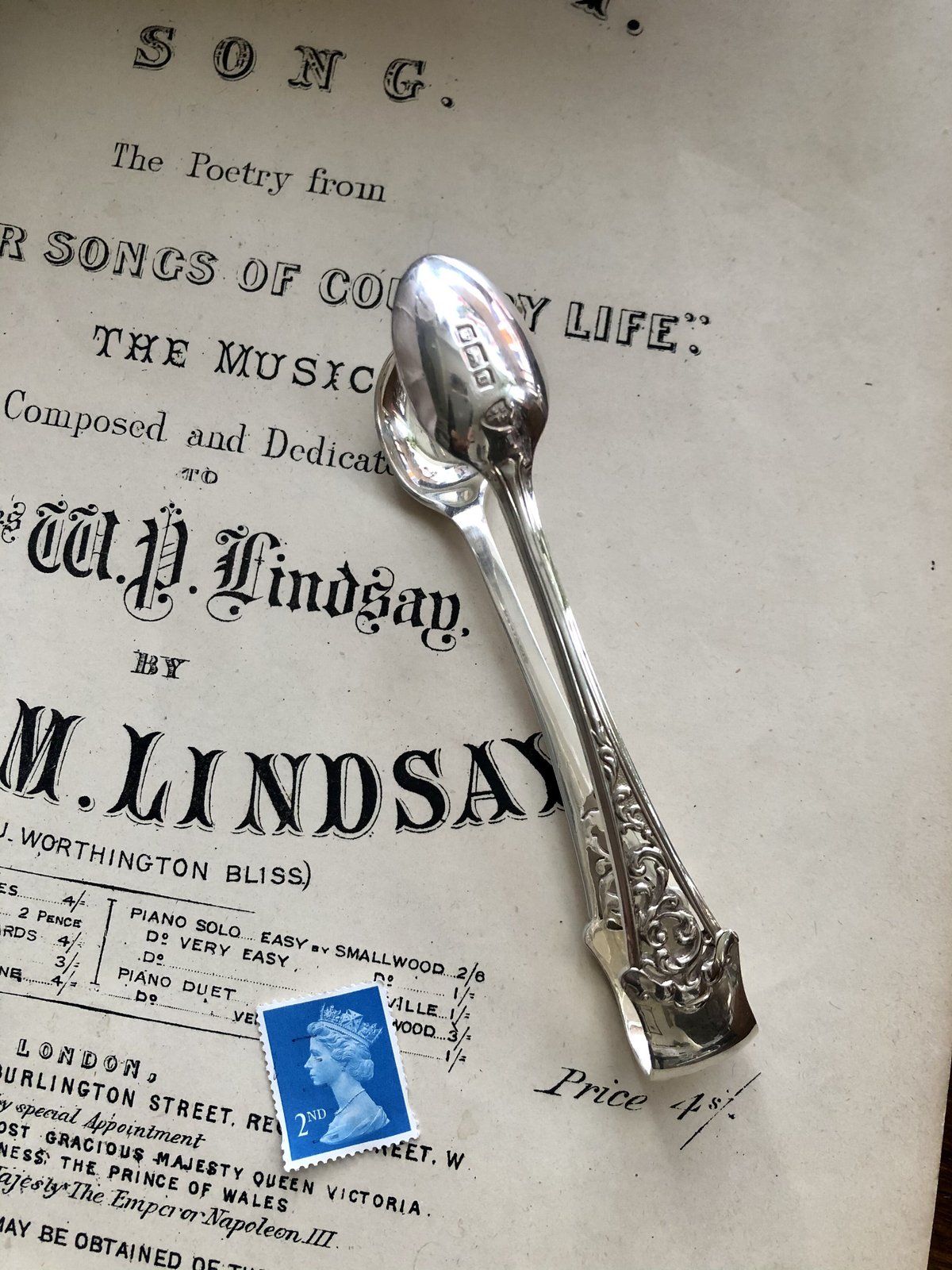 イギリス　純銀　シュガートング　ピアス（透かし）入り　1780年頃 ○s-39/1906年 シルバー製透かし模様のシュガートング | PISKEY