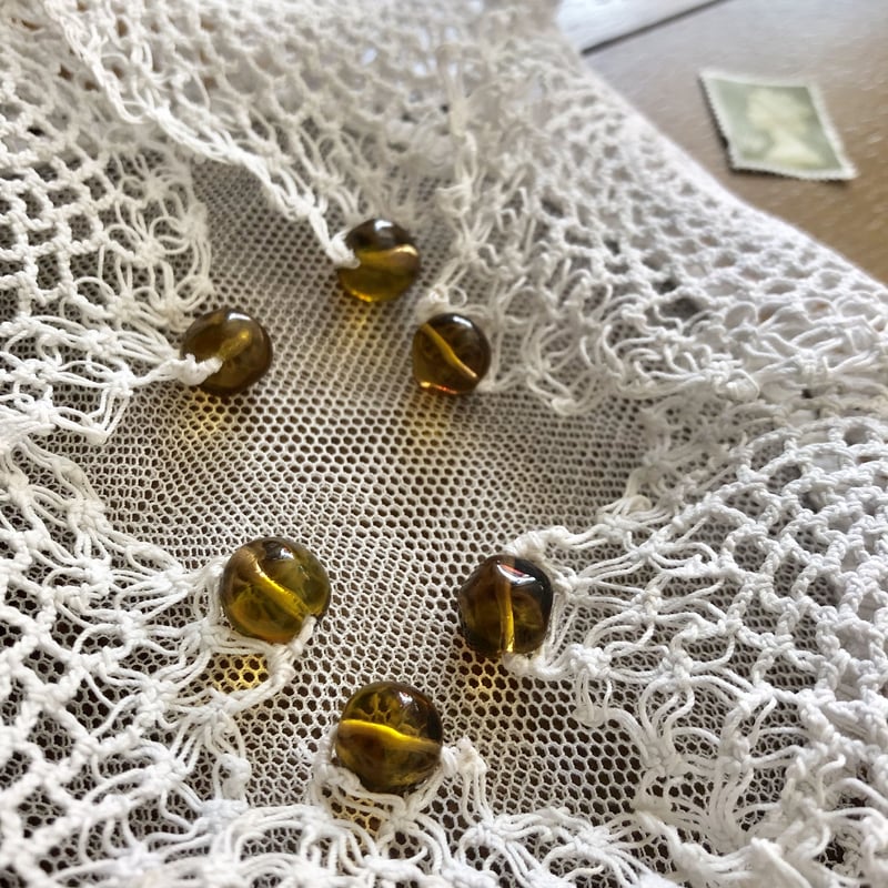 ○l-12/ライトブラウンのガラスビーズのジャグカバー/ドイリー