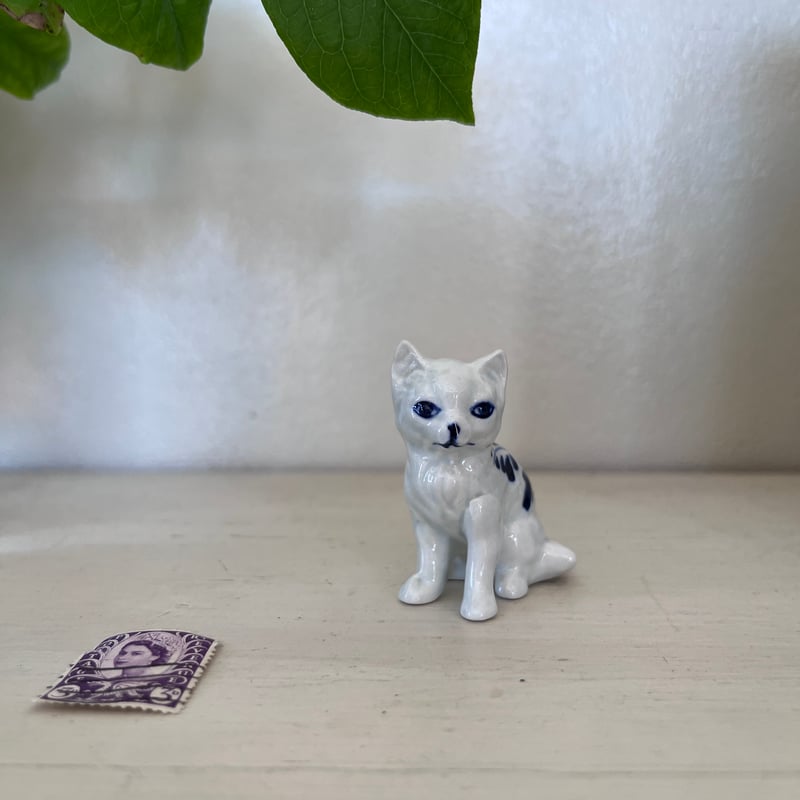 ○po-103/ハンドペイント 小さなデルフト焼きの猫 | PISKEY -イギリス