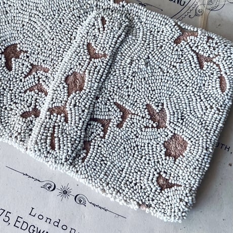 ●ｓ-96/マイクロビーズと刺繍のミニバッグ