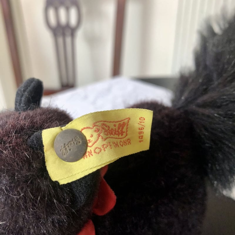 目が点のベルベットの黒猫　トムキャット 　最小サイズ　シュタイフ 目が点のベルベットの黒猫 トムキャット 最小サイズ シュタイフ 目が点