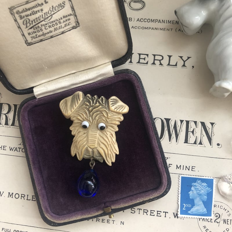 ○ab-61/ベークライトとガラス製 ワンコのブローチ | PISKEY -イギリス