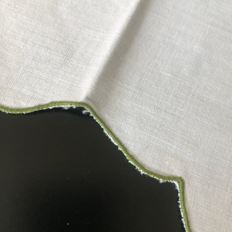 ●ｌ-53/いちごの手刺繍のリネン/ブレッドウォーマー