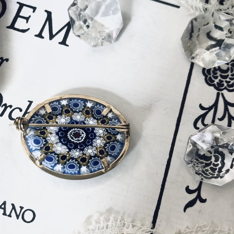 ○ab-72/ミルフィオリのガラス製ブローチ | PISKEY -イギリスのふるい