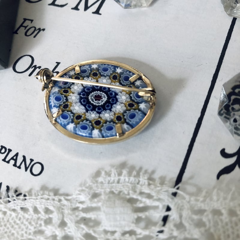 ○ab-72/ミルフィオリのガラス製ブローチ | PISKEY -イギリスのふるい