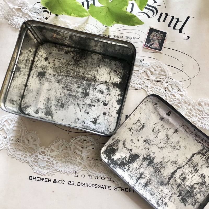 ○h-7/王室御用達のマーク付きミント缶 | PISKEY -イギリスのふるい