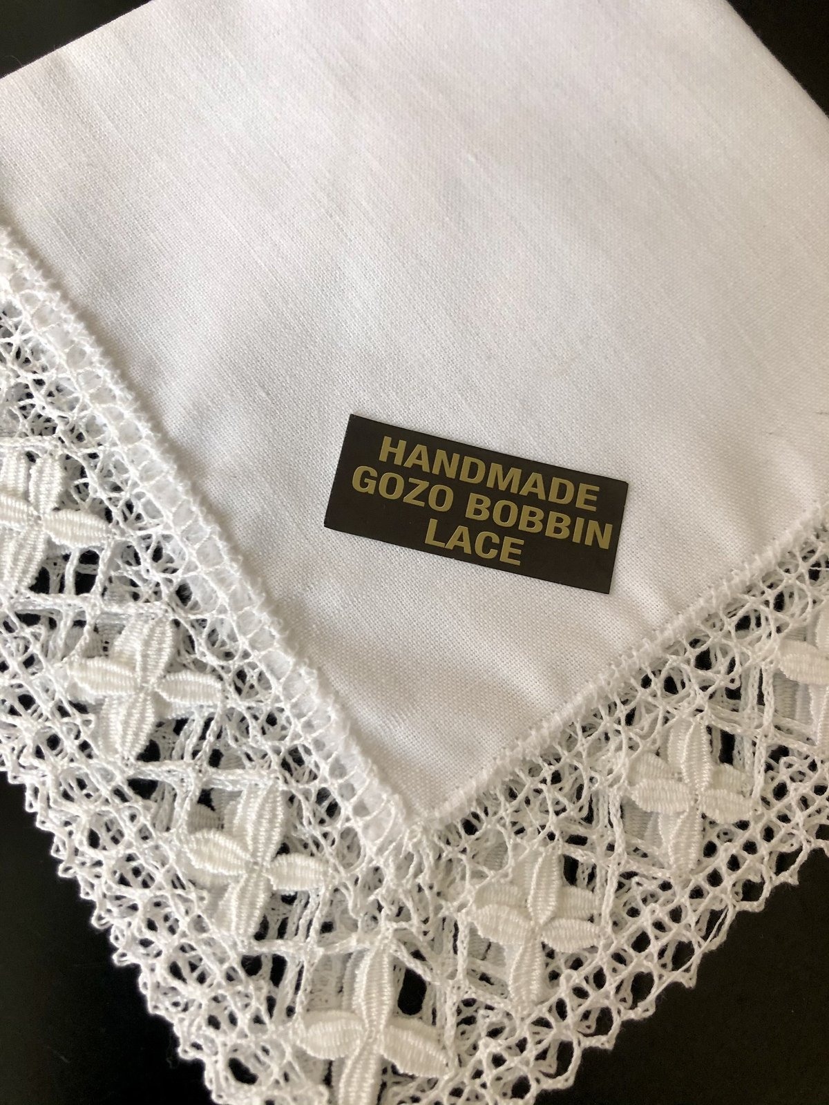 ○l-47/マルティーズレースのハンカチB | PISKEY -イギリスのふるい