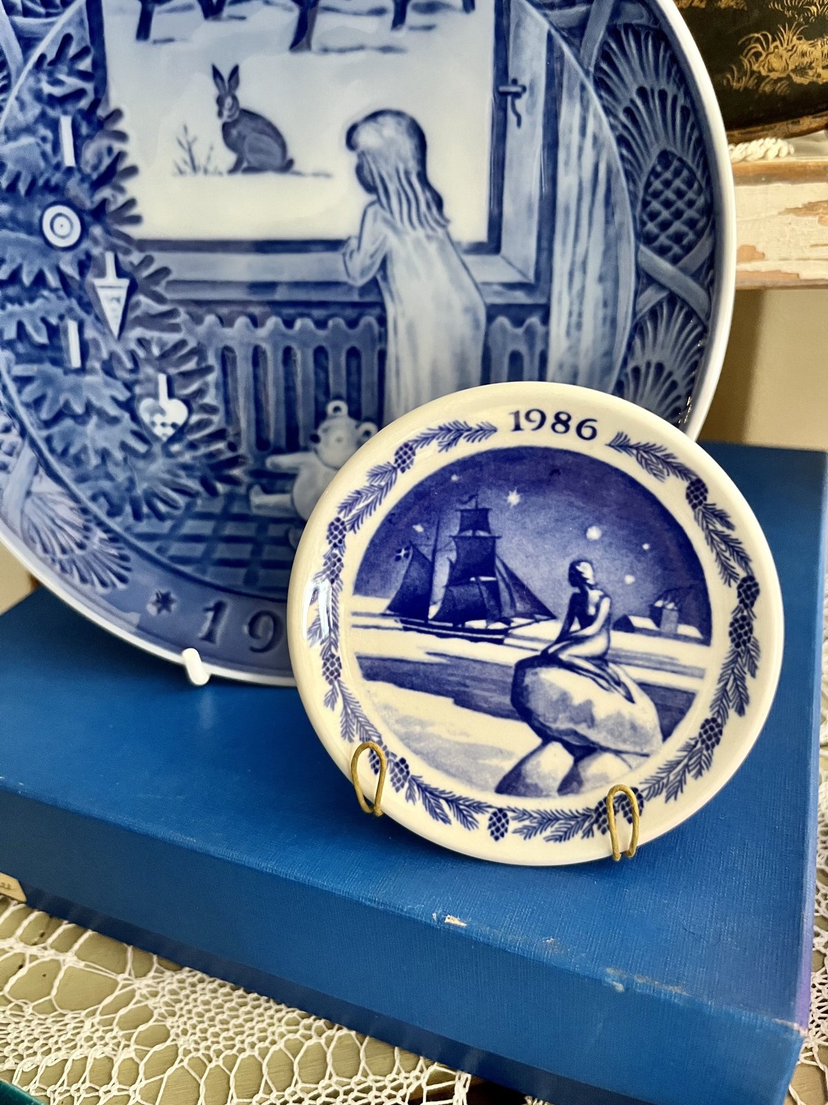 ○po-42/1986年 ロイヤルコペンハーゲン ちいさなイヤープレート「HOME