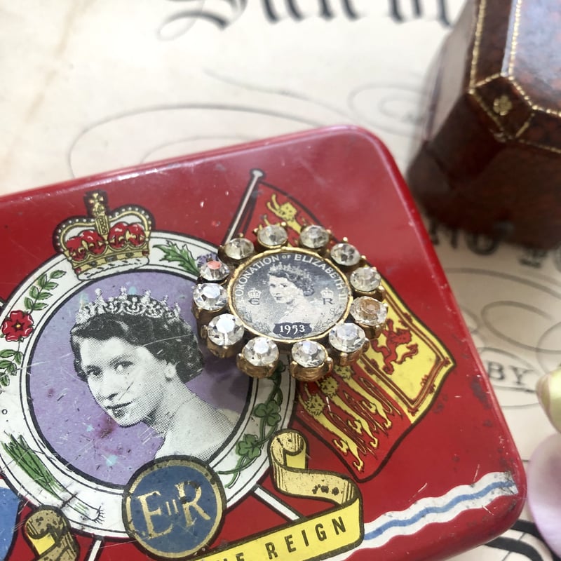 英国女王 1953年戴冠式記念 カーバッジ ENGLAND VIP エンスー向け ○r