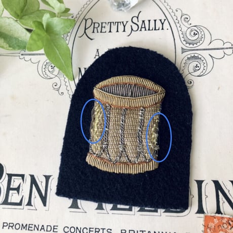 ●ab-148/金・銀糸刺繍　太鼓のエンブレム